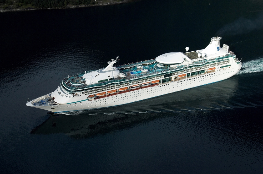 Cruise ship